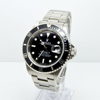 Rolex Submariner Date 16610 Stainless Steel Watch