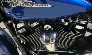 2016 Harley - Davidson Touring 18
