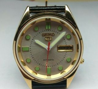 Seiko 5 Automatic Mens Goldplated Vintage Japan Made Silvar Dial Watch Run
