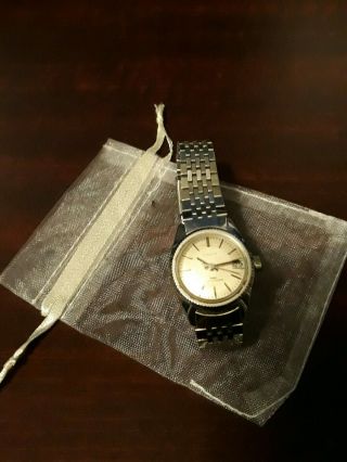 Vintage Timex Ladies Wristwatch Stainless Steel Back & Band Water Resistant