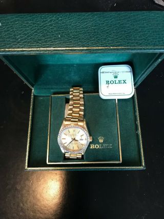 Rolex Datejust Men ' s Watch Solid 18k Yellow Gold with Diamond Bezel 8