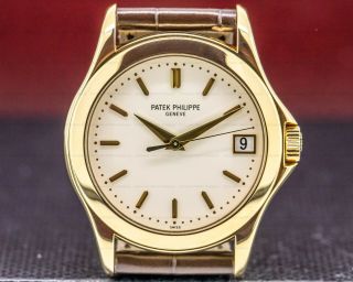 Patek Philippe 5107j - 001 Calatrava Automatic 18k Yellow Gold And Papers