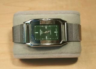 Vintage Triton Suisse Watch Quartz on Stainless Steel Mesh Band. 3
