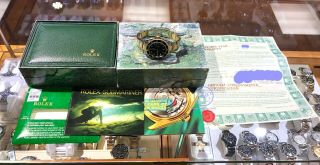 Rolex Submariner 16613 18K Yellow Gold /Steel Oyster Black Bezel Watch 9
