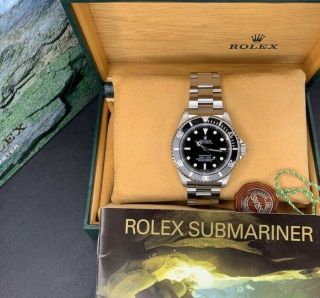 Rolex Submariner Mens Watch Reference 14060M 2000 - 2010 6