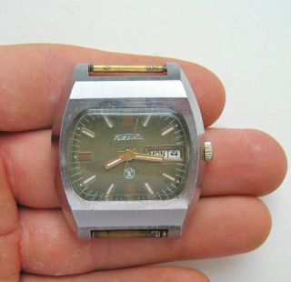 Vintage USSR men`s watch RAKETA 2628.  H 19jewels TV - DIAL Day and date 5