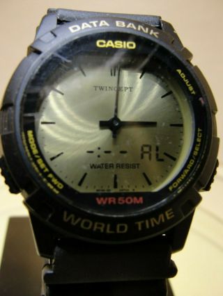 Casio Data Bank Twin Cept World Time Wr 50