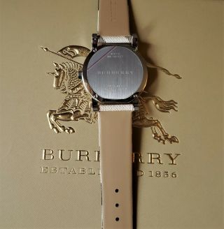 Burberry BU9113 Nova Check Women ' s Silver Watch 34mm 3