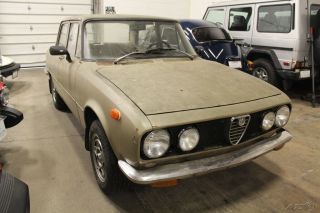 1972 Alfa Romeo Berlina Sedan