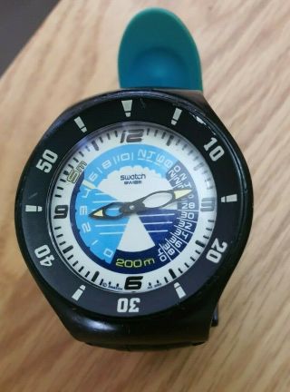 Swiss Swatch Ag 2003 Dolphin Whistle Sugb102 Diver 200m Depth Gauge Jumbo Watch