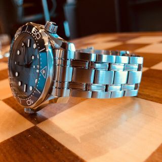 Omega Seamaster Professional 300m Blue Grey Men ' s Dive Watch 210.  30.  42.  20.  06.  001 7