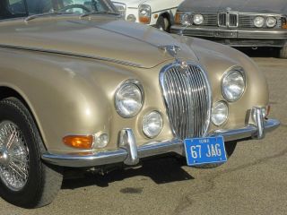 1967 Jaguar 3.  8 Interior & A/c Car