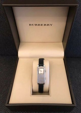 Burberry Watch (Women) 2