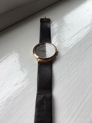 Accurist Men ' s Analogue Classic Quartz Watch with Leather Strap 7094 2