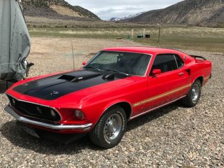 1969 Ford Mustang Mach 1 2