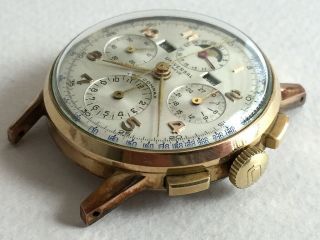 UNIVERSAL Geneve Tri - Compax Vintage Chronograph Cal 287 2