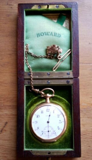 E.  Howard 19 Jewel Pocketwatch.  Case 107229.  Mov`t 977453.  Box