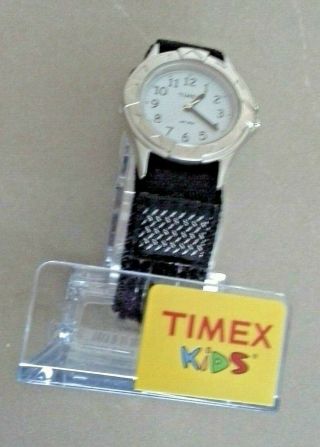 Timex Children’s T790519j Silver Tone Black Strap Analog Watch Battery