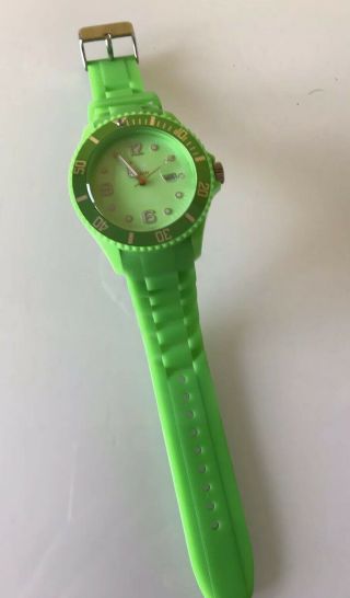 Ice watch in green, 2