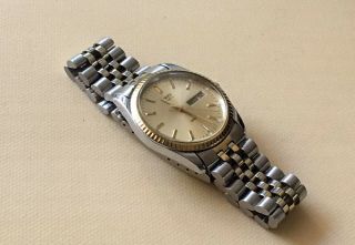 men’s vintage timex quartz watch day/Date Gold Silver Tone Stainless Steel Wor 4