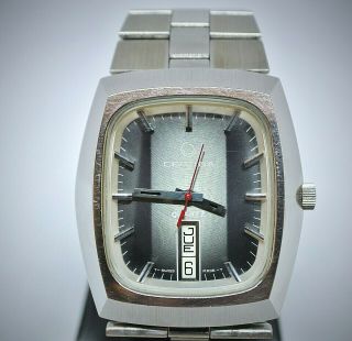 Vintage Certina Ss Mens Swiss Quartz Watch Multi Coloured Dial Cal Eta 9183