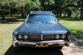 1967 Chrysler Town & Country 6