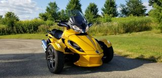 2014 Can - Am St - S