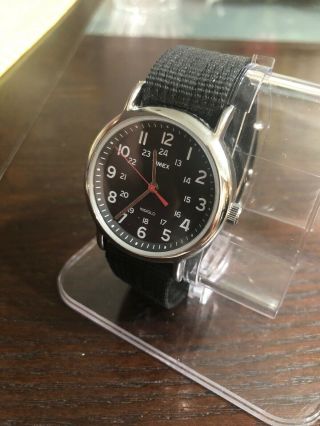Timex Mens Weekender T2n647 Silver Tone Black Strap Watch 9 2