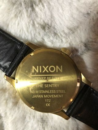 PRE OWNED NIXON SENTRY LEATHER All Gold Black A105510 Men ' s Watch 3