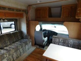 2003 Forest River Sunseeker LE 2890 10
