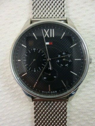 Large Tommy Hilfiger Gents Watch With Date Display Dials Stainless Steel