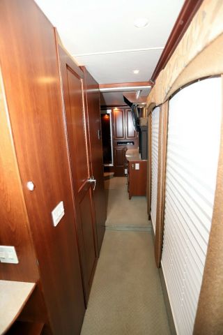 2008 Fleetwood Discovery 15