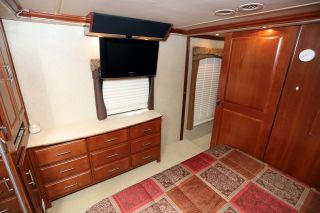 2008 Fleetwood Discovery 18