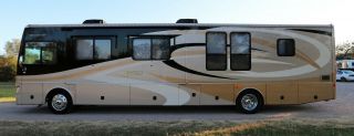 2008 Fleetwood Discovery 5