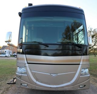2008 Fleetwood Discovery 7