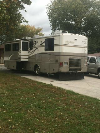1999 Fleetwood Discovery 4