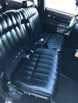 1977 Cadillac DeVille 13