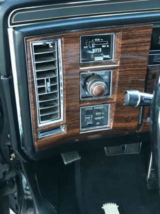 1977 Cadillac DeVille 16