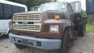 1991 Ford F600 2