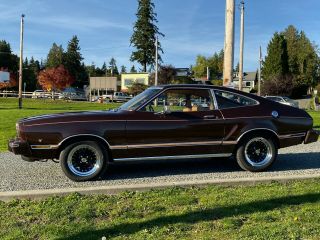 1977 Ford Mustang 5