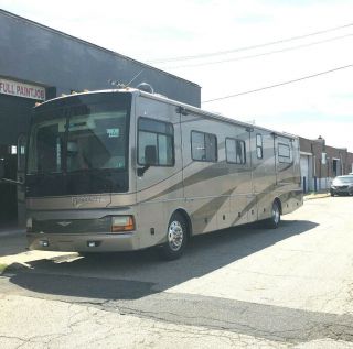 2004 Fleetwood DISCOVERY 39L 13