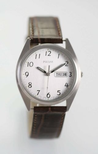 Pulsar Seiko Watch Mens Stainless Steel Silver Brown Leather Day Date Quartz