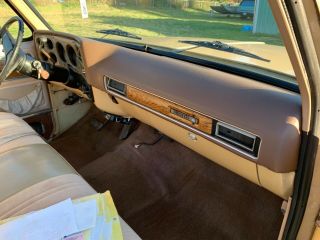 1977 Chevrolet C/K Pickup 2500 Camper Special 15