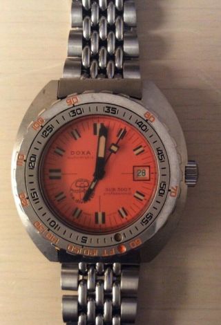 Vintage Doxa Sub 300 T Us Divers Co.  Aqua Lung Logo Wrist Watch W/original Band