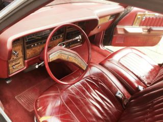 1977 Ford Country Squire 12