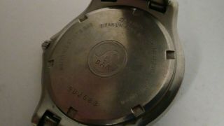 Men ' s Seiko titanium wrist Watch 7N32 - 0069 50M. 8