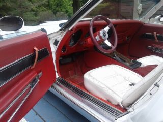 1977 Chevrolet Corvette 2