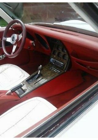 1977 Chevrolet Corvette 6