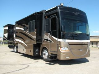 2008 Fleetwood Discovery 39R 2