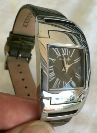 Kenneth Cole Men ' s Wristwatch Green Leather Band Rectangle Case Analog Date 3